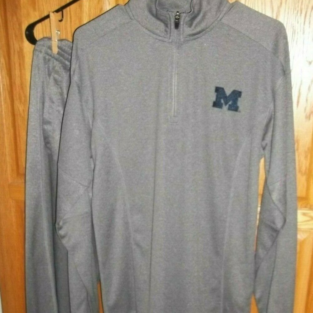 2 piece MICHIGA SPORTS OUTFIT IN SIZE M BY SECTION + free 🎁